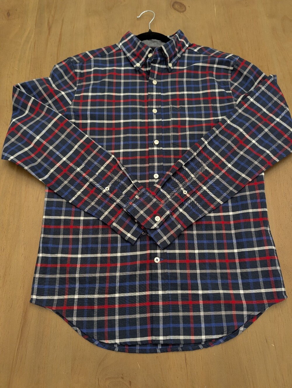 American Eagle Classic Fit Red/Navy Button Down Plaid Shirt Mens Size Small